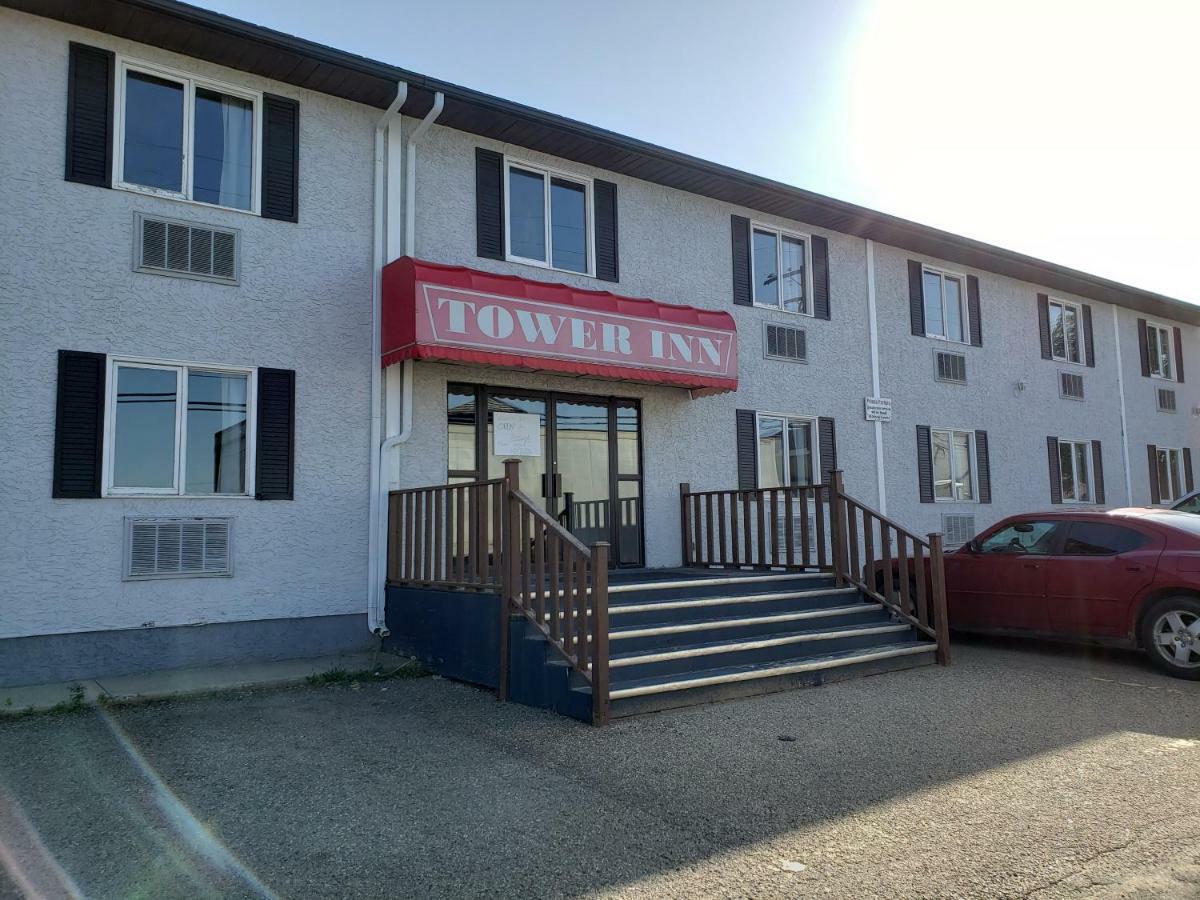 Tower Inn Estevan Exterior foto